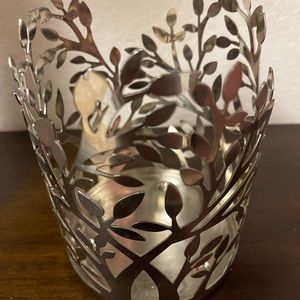 Bath & body candle holder